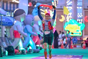 BIB: 5275
                            <button type="button" onclick="openModal(24884119)" class="btn btn-primary btn-sm float-right btn-popup" data-toggle="modal" data-target=".modal-high-quality">
                        <i class="fas fa-shopping-cart"></i> Add to Cart
                    </button>
                                            <button type="button" onclick="isThisMe(24884119, true)" class="btn btn-success btn-sm float-right btn-popup btn-isme hidden" data-toggle="tooltip" data-placement="bottom" title="นี่คือรูปของคุณใช่ไหม คลิกที่นี่เพื่อเอาเข้าอัลบั้ม">
                        <i class="fas fa-plus"></i> Add to album
                    </button>
                    <button type="button" onclick="isThisMe(24884119, false)" class="btn btn-warning btn-sm float-right btn-popup btn-isnotme hidden">
                        <i class="fas fa-ban"></i> Remove from album
                    </button>